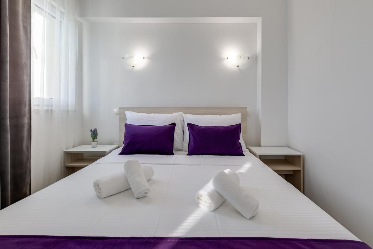 Apartment Miruna S Bazenom Donje Rastane Ngoại thất bức ảnh